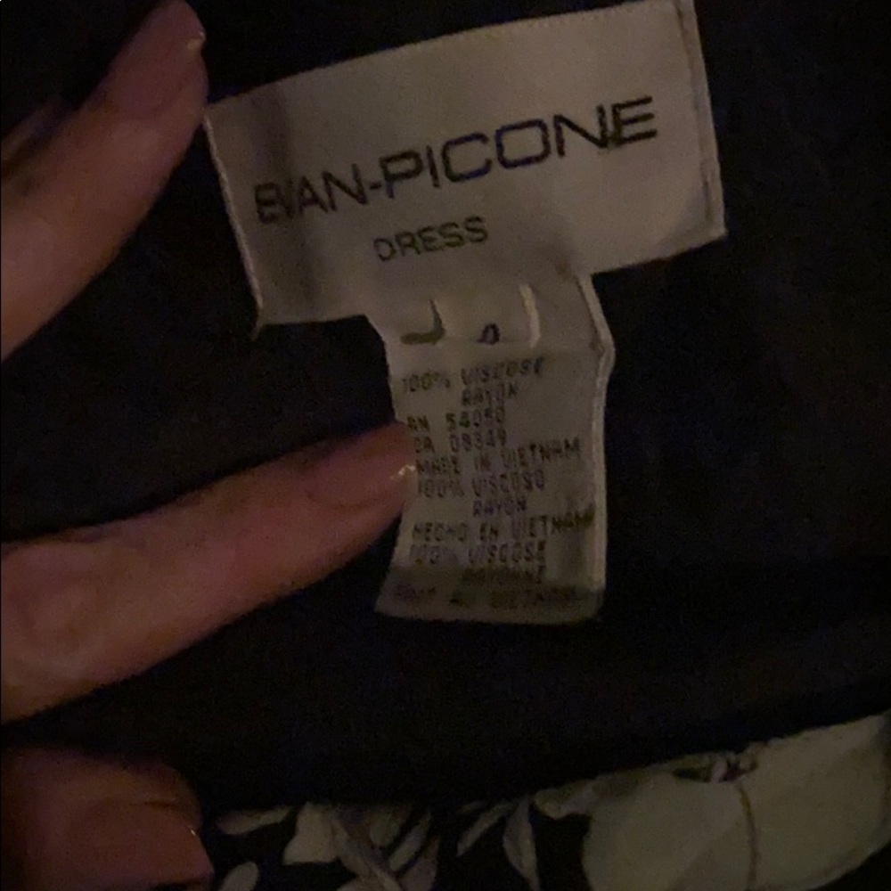 Evan Picone sleeveless shift dress